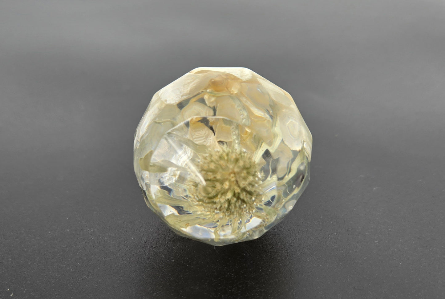 Thistle and Stock Wine Stopper