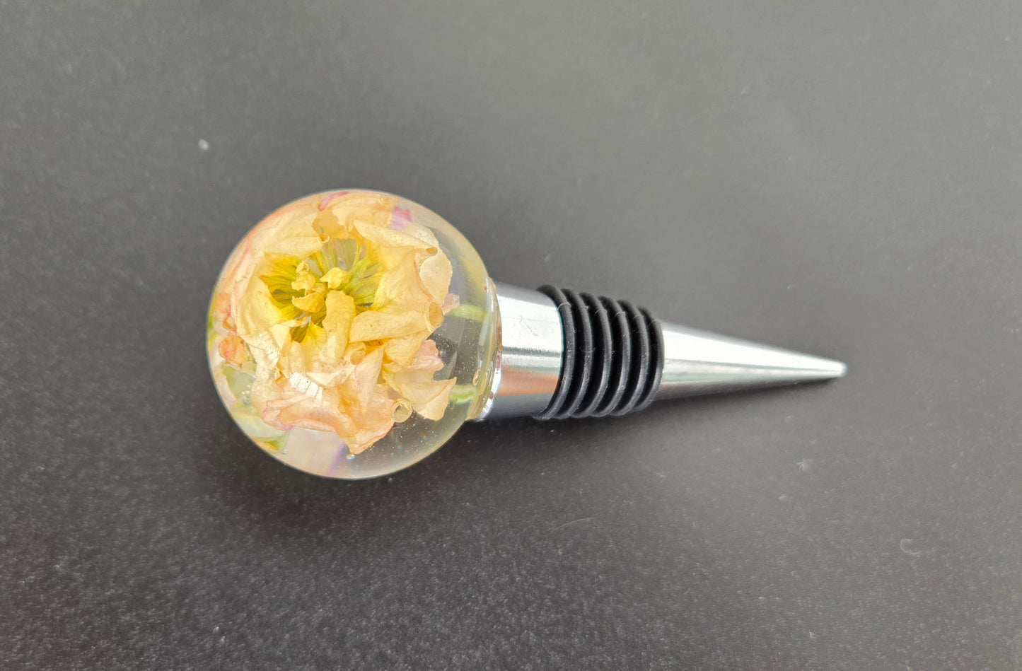 Sphere Pastel Pink Stock Flower Wine Stopper