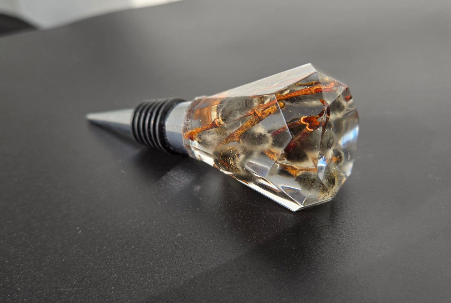 Rounded Crystal Pussy Willow Wine Stopper