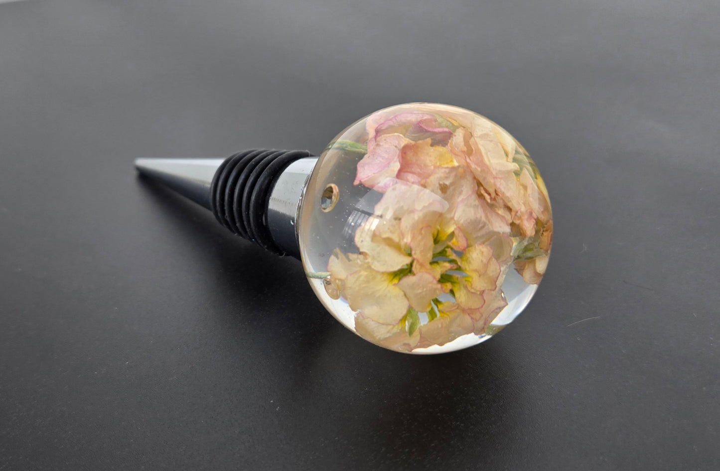 Sphere Pastel Pink Stock Flower Wine Stopper